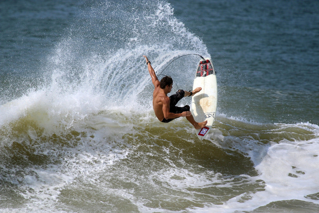 Surfing Necklace