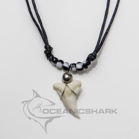 Shark teeth necklace black white magpie ying yang c22