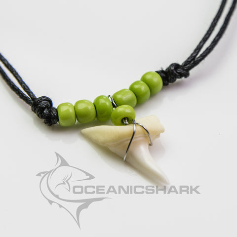 Mako shark teeth necklace lime green party favour c86